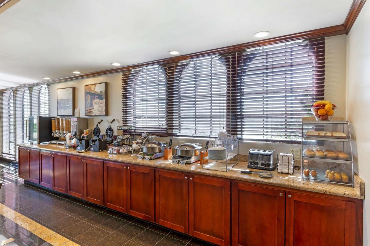 Best Western Plus South Hill Inn Extérieur photo