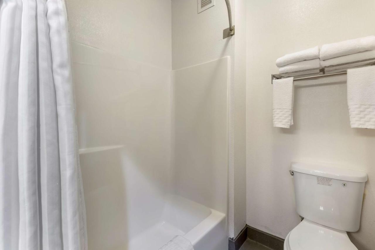 Best Western Plus South Hill Inn Extérieur photo